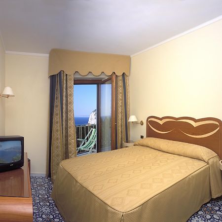 Hotel Albatros Piano di Sorrento Habitación foto