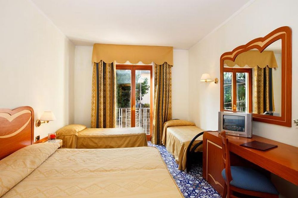 Hotel Albatros Piano di Sorrento Exterior foto